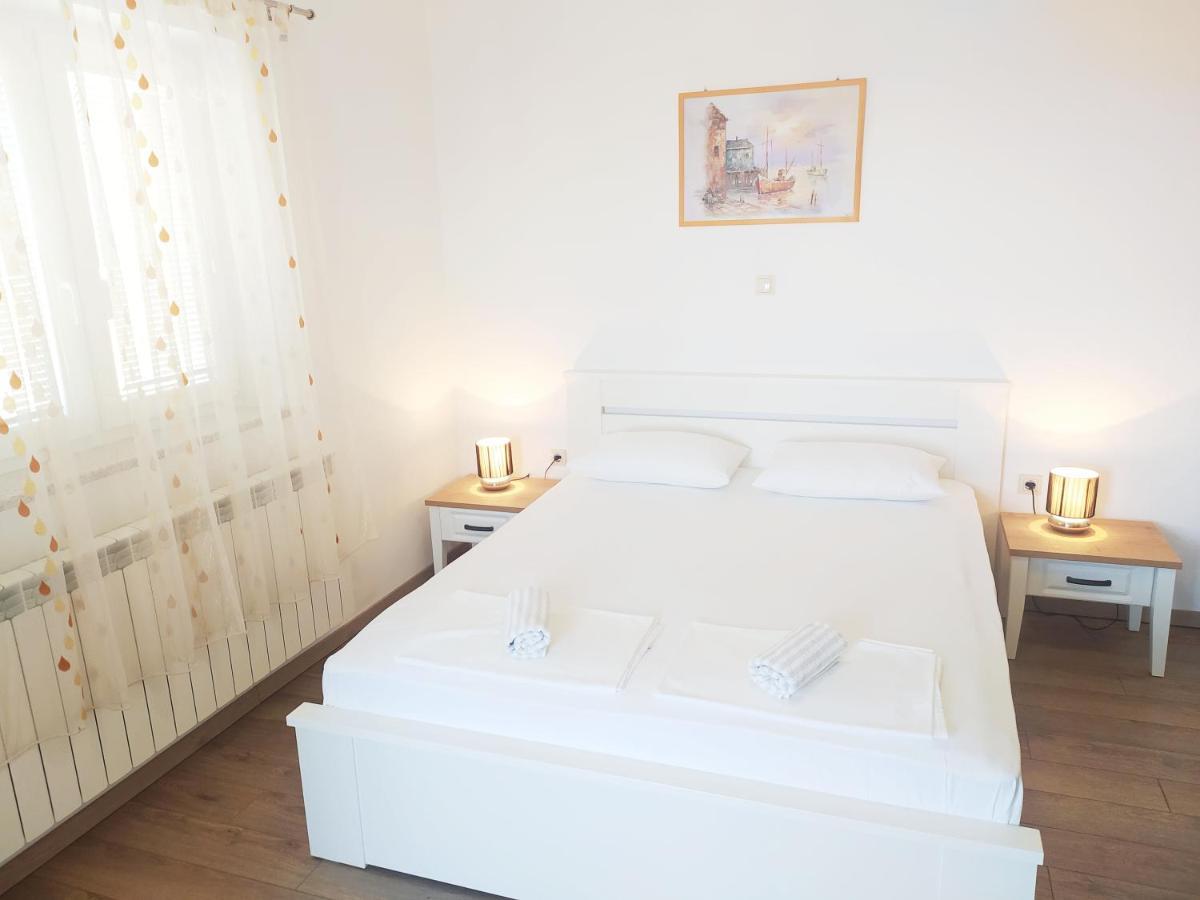 Apartments Antonio เซนญ์ ภายนอก รูปภาพ